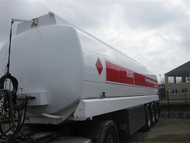 Witte tankoplegger